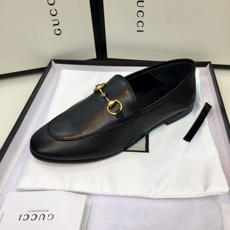 G*u*i leather shoes